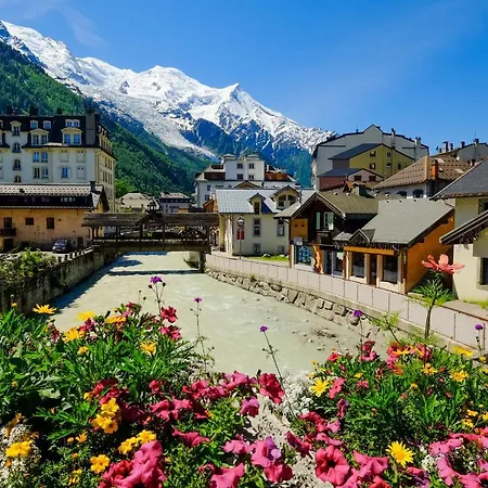 Apartment Sleeps 4 Chamonix